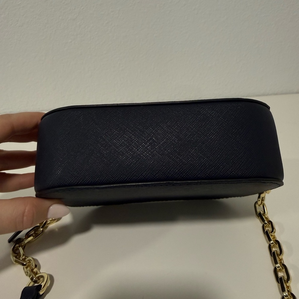 Tory Burch Round Robinson Crossbody Navy Bag - Picture 4 of 10